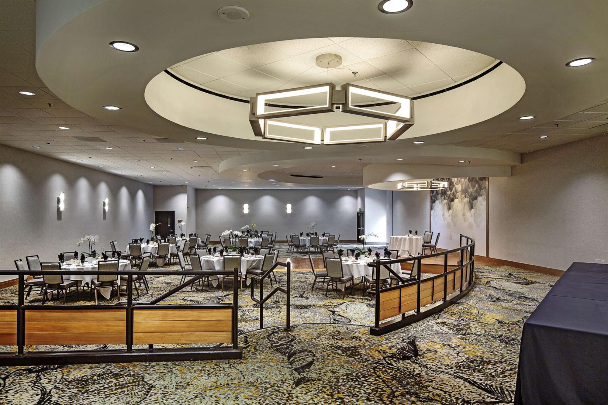 Hotel Doubletree By Hilton Modesto Zewnętrze zdjęcie